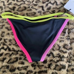 NWT Beach Riot BECCA BOTTOM FLUORESCENTS